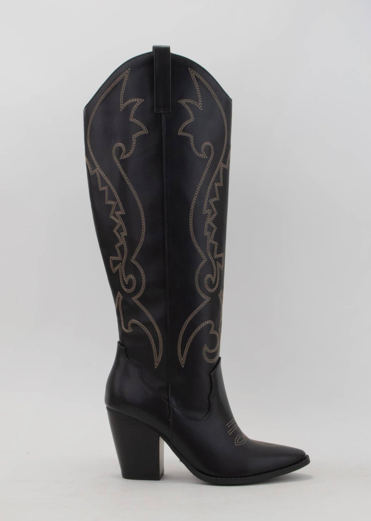 THE CHELSEA BOOT